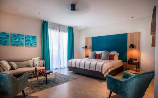 מלון מגדלה טבריה - מבט על חדר שינה בסוויטה